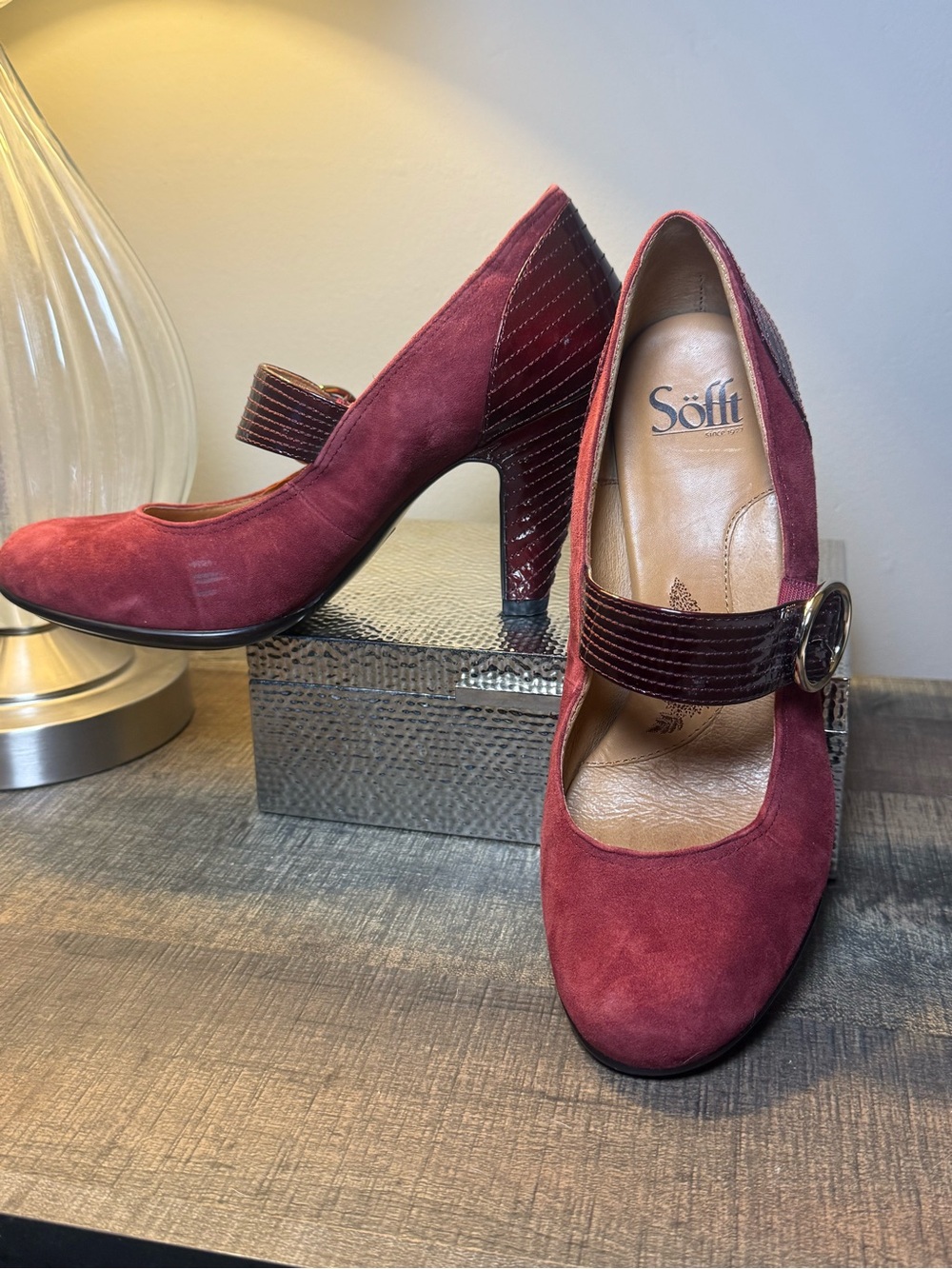Sofft Leather Burgundy Suede Mary Jane Pumps Heels Buckle 9M